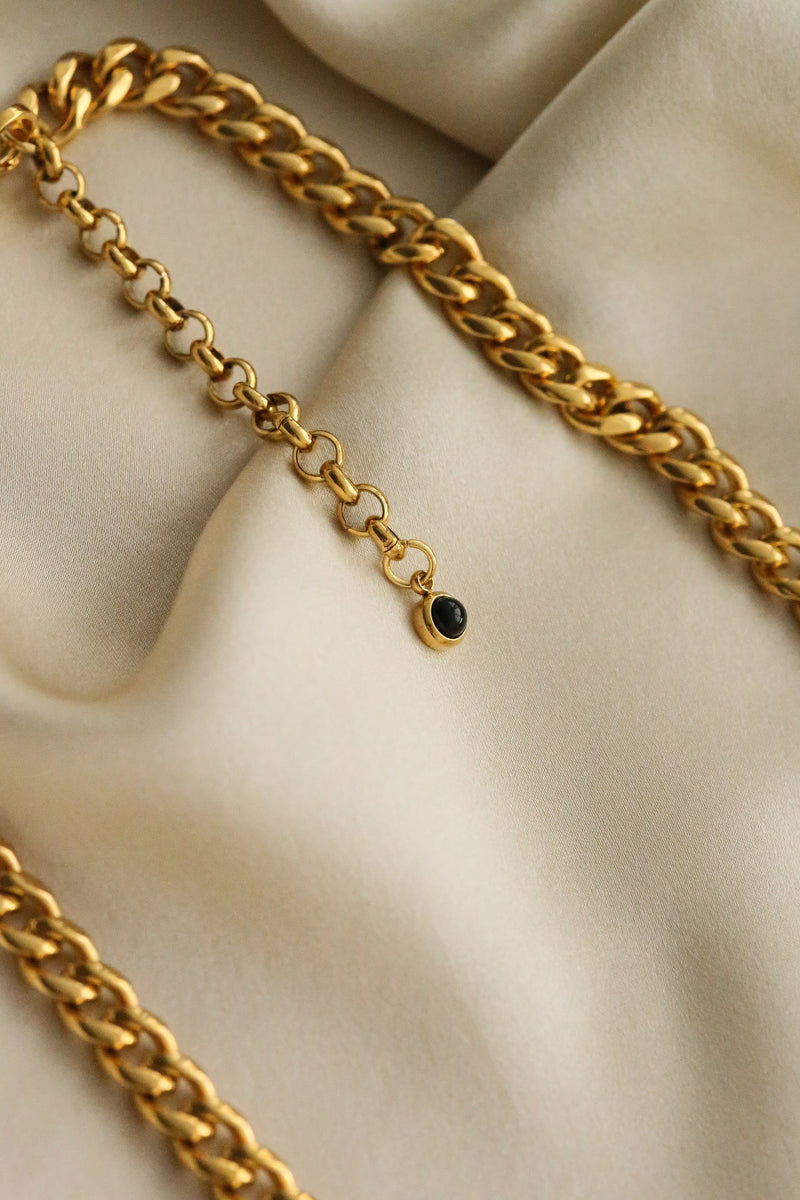 Sienna Necklace - Boutique Minimaliste has waterproof, durable, elegant and vintage inspired jewelry