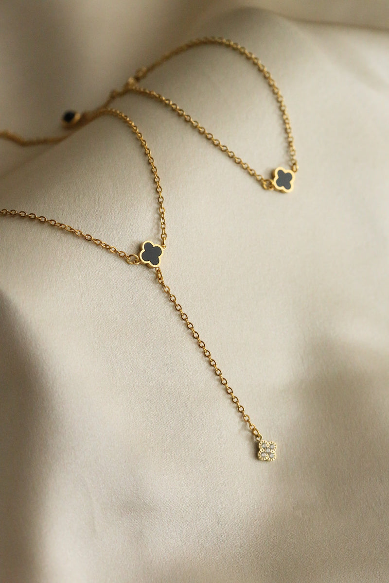 Simone Bracelet - Boutique Minimaliste has waterproof, durable, elegant and vintage inspired jewelry
