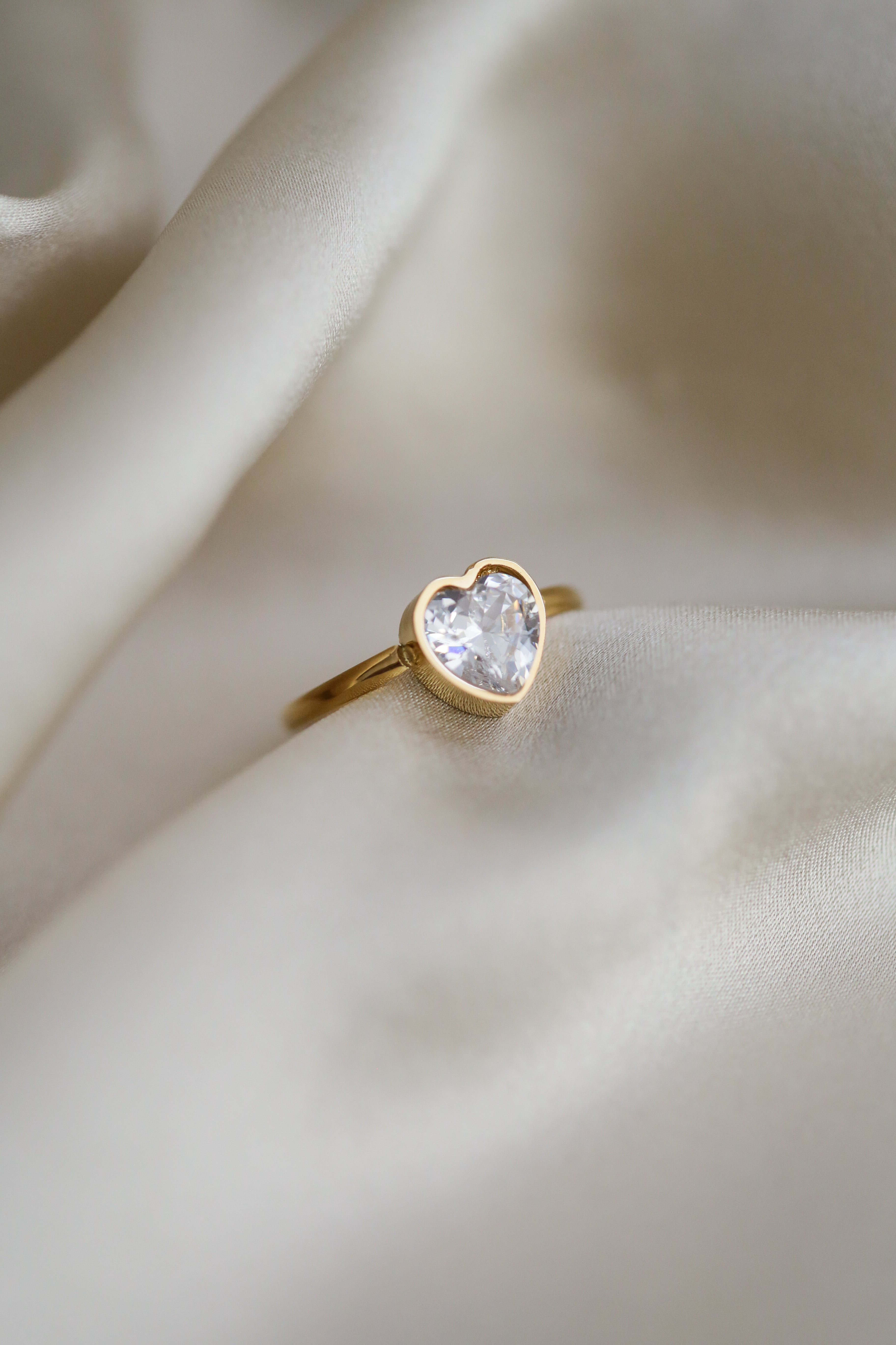 The Heart - Shaped Cubic Zirconia Ring - Boutique Minimaliste has waterproof, durable, elegant and vintage inspired jewelry