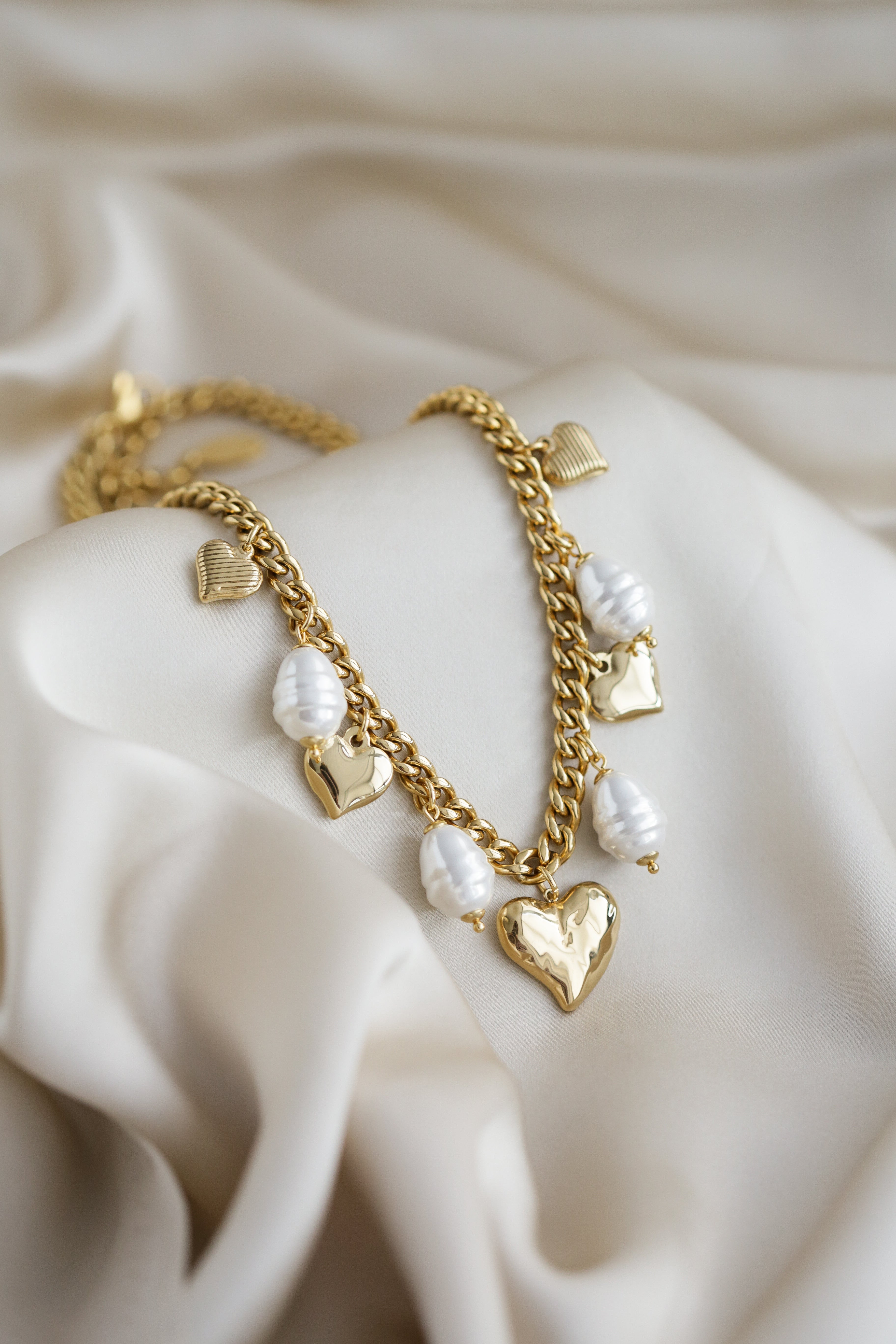 The Heart - Statement Necklace - Boutique Minimaliste has waterproof, durable, elegant and vintage inspired jewelry