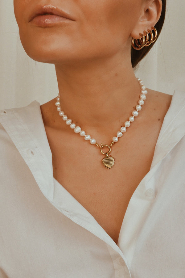 Torino Necklace - Boutique Minimaliste has waterproof, durable, elegant and vintage inspired jewelry