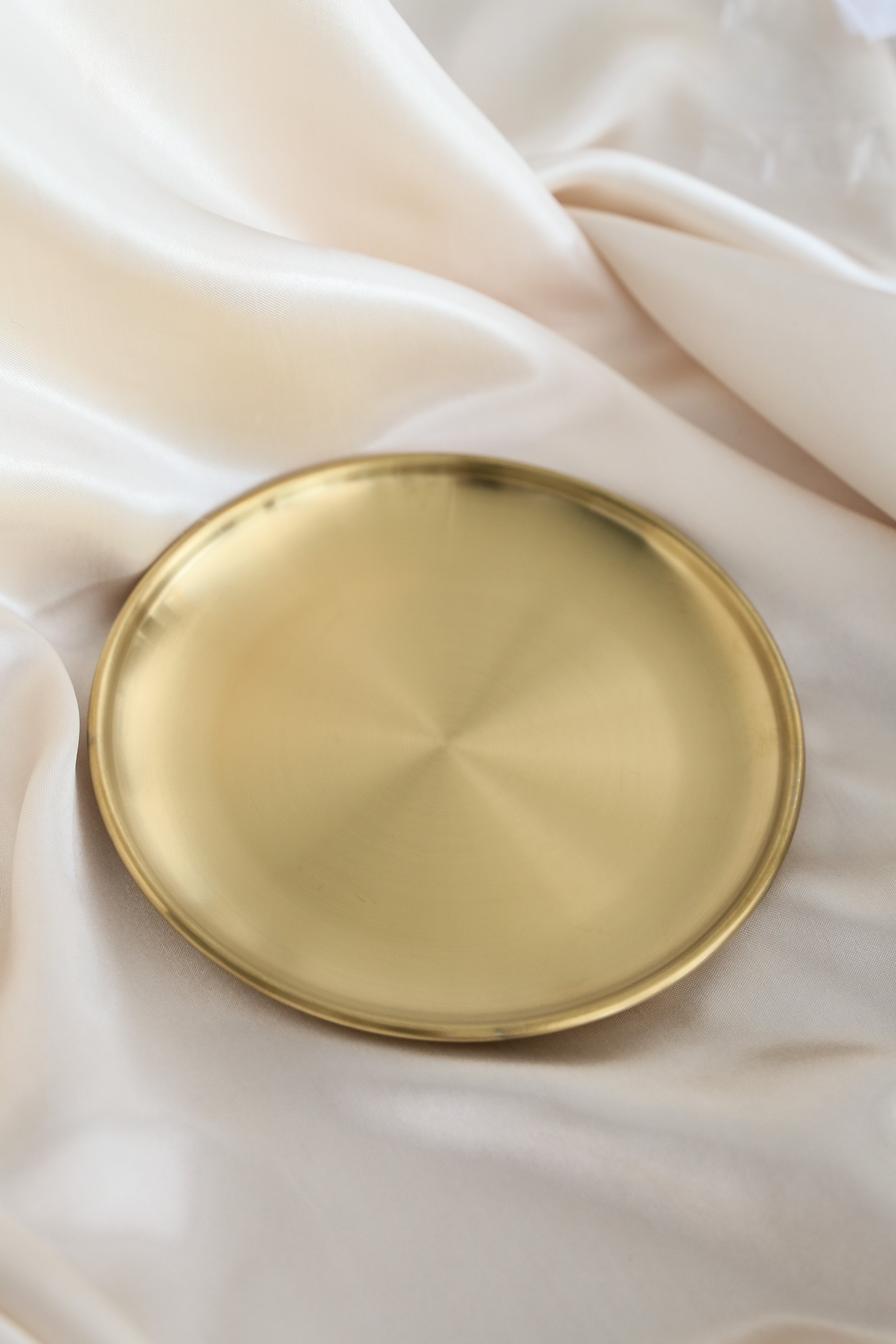 Trinket Dish - Gold - Boutique Minimaliste has waterproof, durable, elegant and vintage inspired jewelry