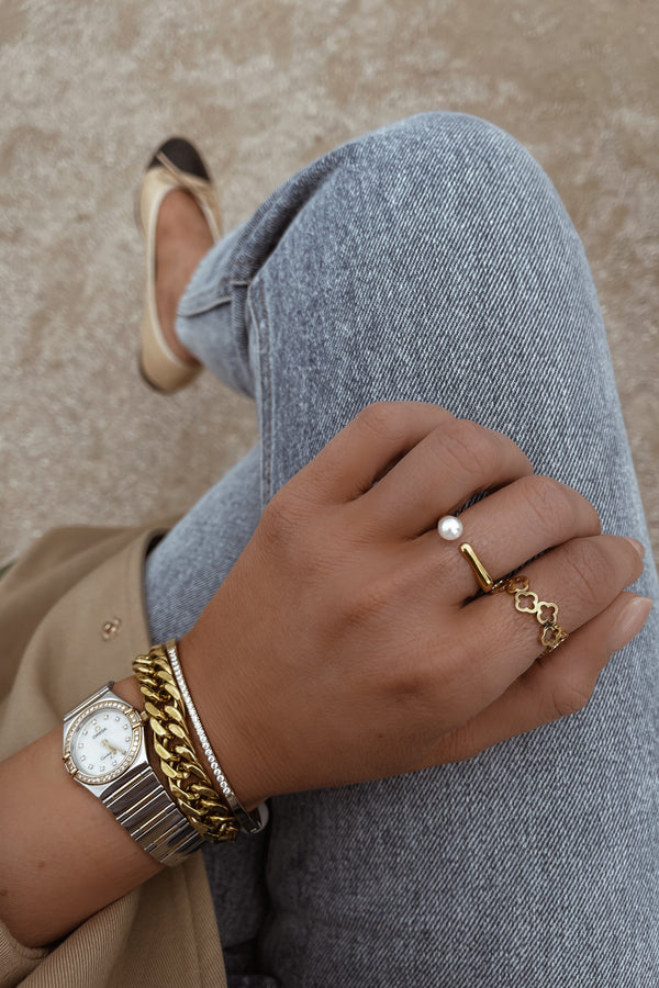 True Ring - Boutique Minimaliste has waterproof, durable, elegant and vintage inspired jewelry