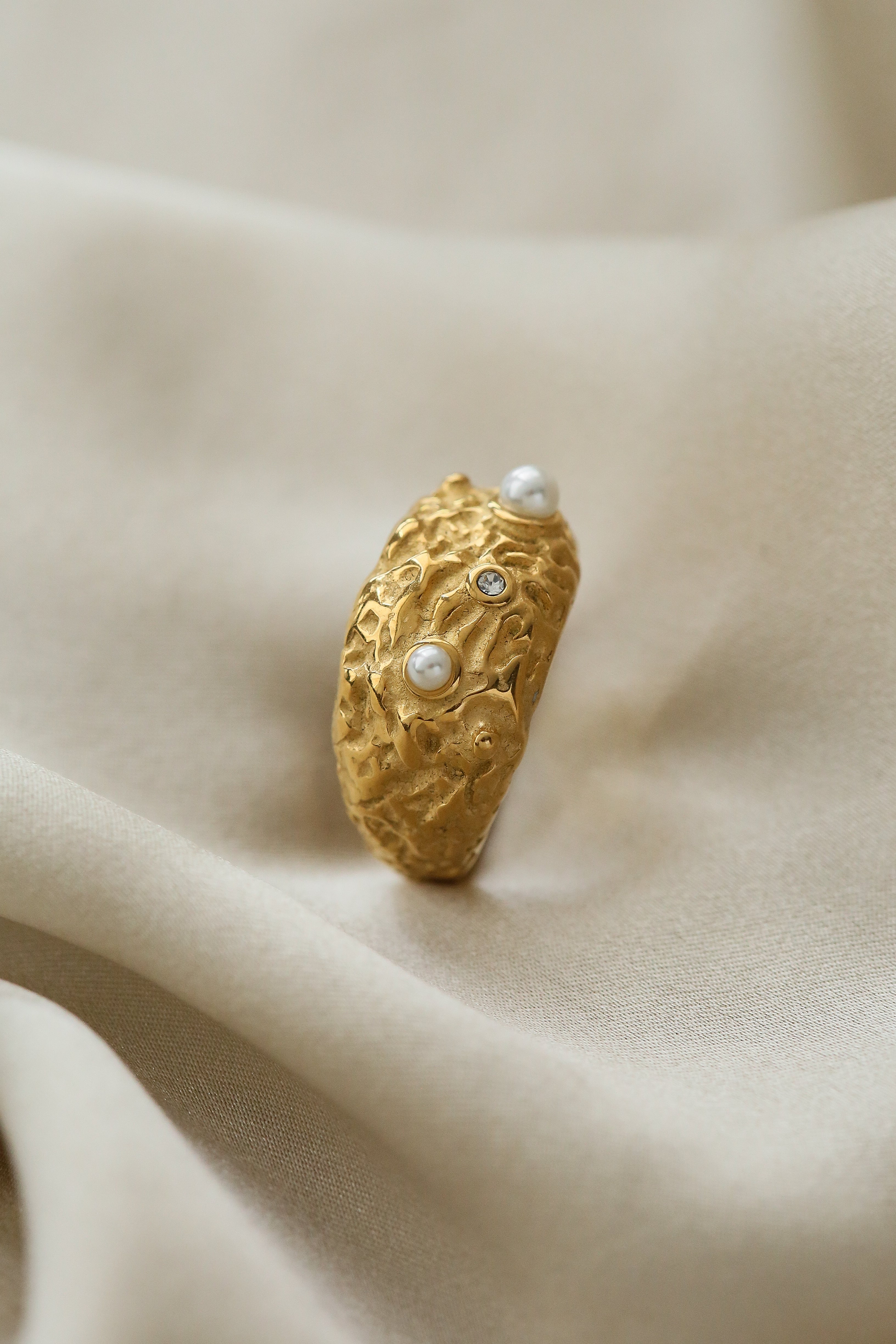 Walde Ring - Boutique Minimaliste has waterproof, durable, elegant and vintage inspired jewelry