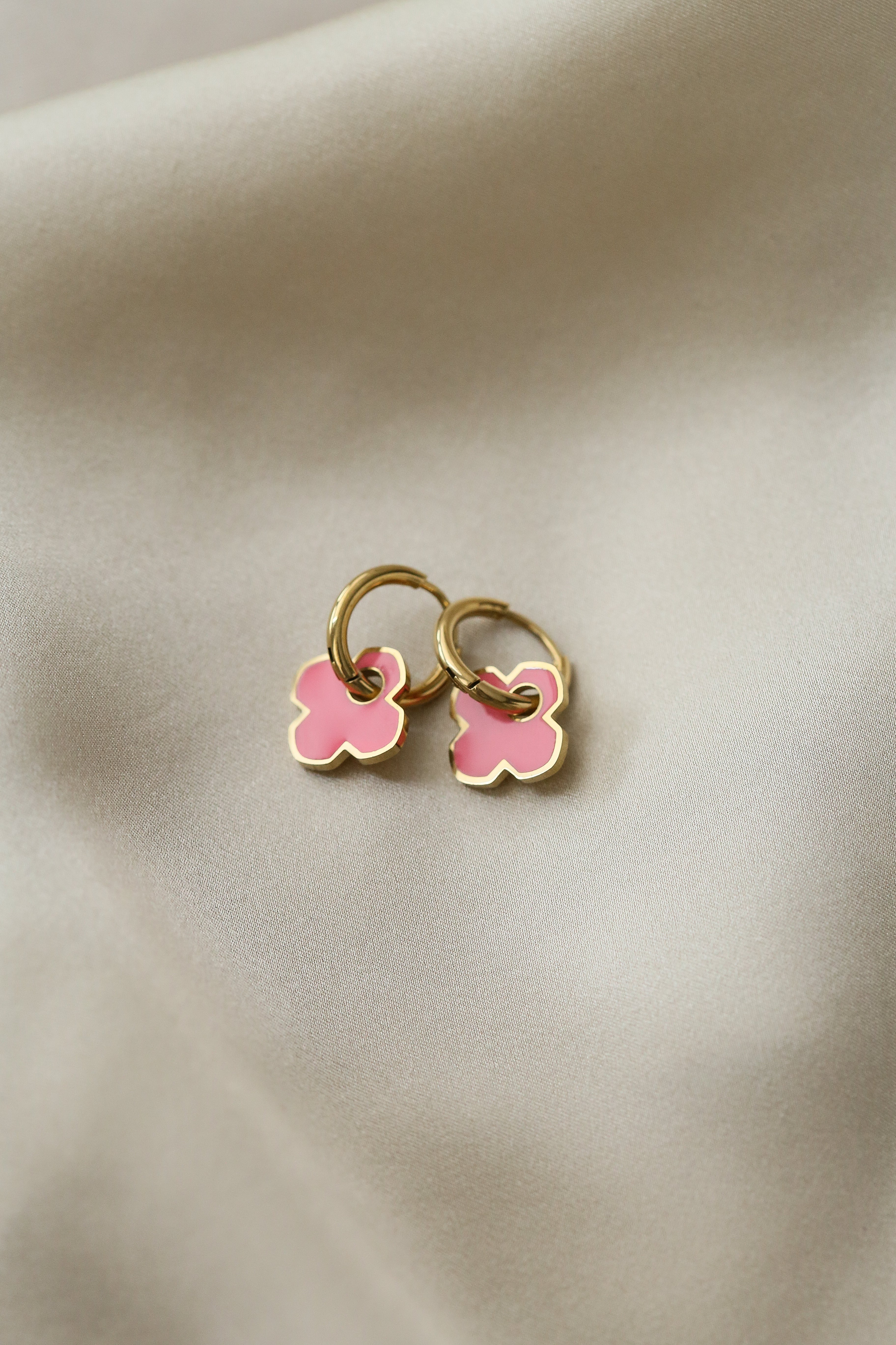 Whitney Earrings - Boutique Minimaliste has waterproof, durable, elegant and vintage inspired jewelry