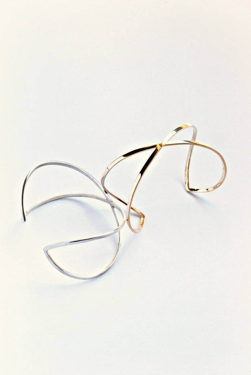 X Cuff - Boutique Minimaliste has waterproof, durable, elegant and vintage inspired jewelry