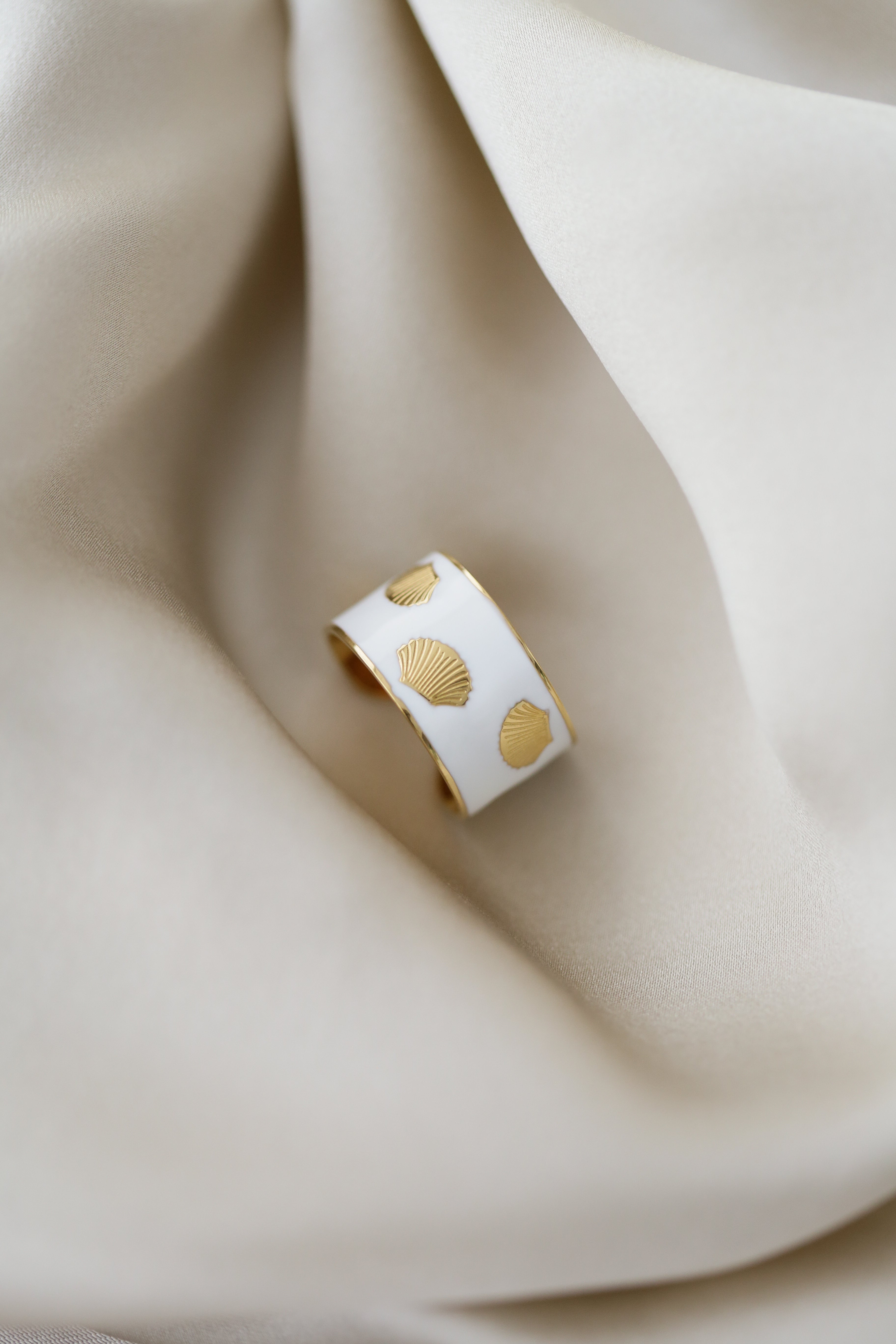 Xara Ring - Boutique Minimaliste has waterproof, durable, elegant and vintage inspired jewelry